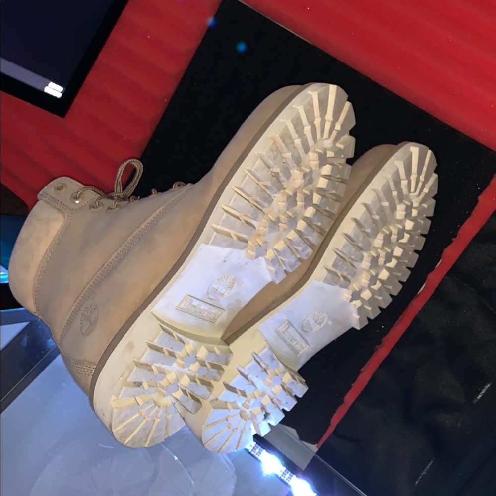 Men’s 6 inch Timberland’s - Picture 4 of 4